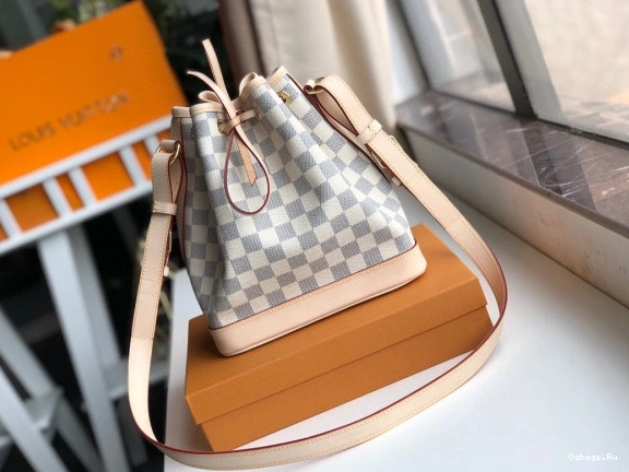 LOUIS NOE VUITTON BB 0201